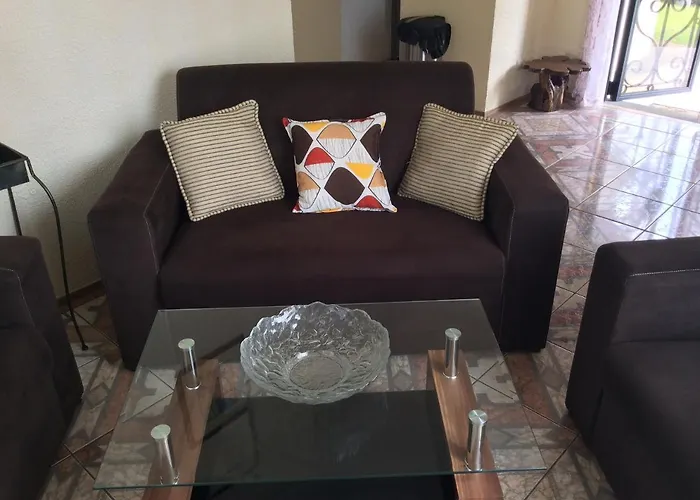 Enjoy Your In A “pura Vida” Way At Nuevo Arenal. Guest house