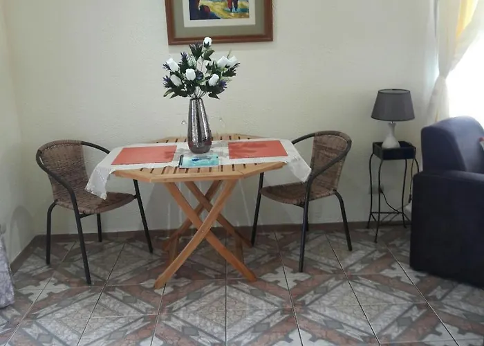 Enjoy Your In A “pura Vida” Way At Nuevo Arenal. Guest house *